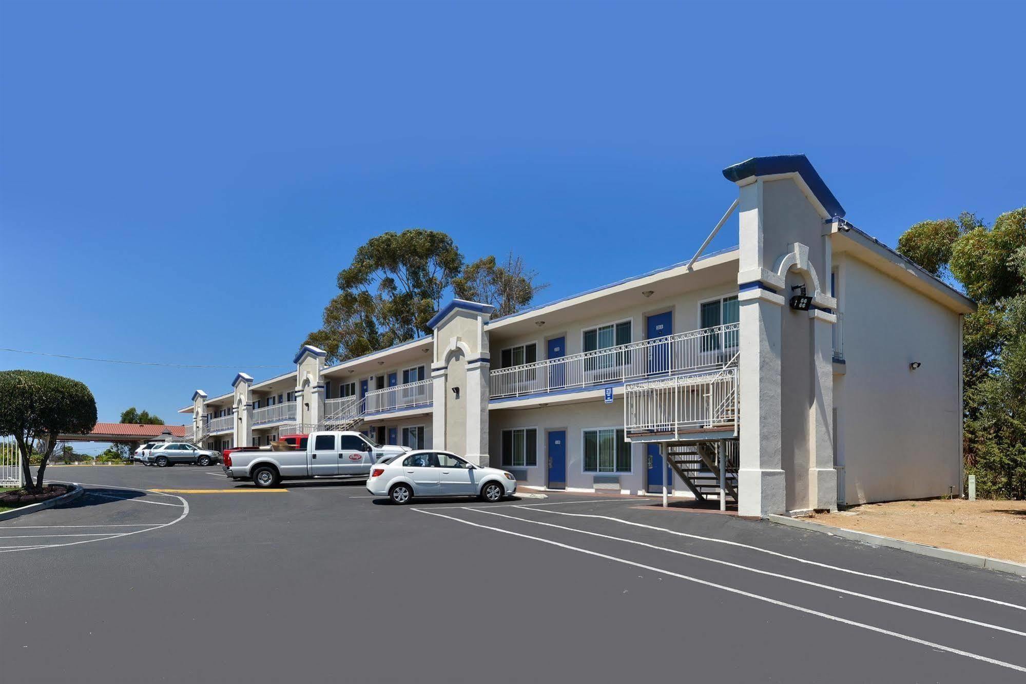 Motel 6-Vista, Ca Eksteriør bilde